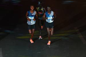 BIB: 028, 027
                            <button type="button" onclick="openModal(22812714)" class="btn btn-primary btn-sm float-right btn-popup" data-toggle="modal" data-target=".modal-high-quality">
                        <i class="fas fa-shopping-cart"></i> Add to Cart
                    </button>
                                            <button type="button" onclick="isThisMe(22812714, true)" class="btn btn-success btn-sm float-right btn-popup btn-isme hidden" data-toggle="tooltip" data-placement="bottom" title="นี่คือรูปของคุณใช่ไหม คลิกที่นี่เพื่อเอาเข้าอัลบั้ม">
                        <i class="fas fa-plus"></i> Add to album
                    </button>
                    <button type="button" onclick="isThisMe(22812714, false)" class="btn btn-warning btn-sm float-right btn-popup btn-isnotme hidden">
                        <i class="fas fa-ban"></i> Remove from album
                    </button>